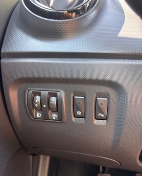 Renault Captur I Crossover 0.9 Energy TCe 90KM 2015 Renault Captur 0.9B 90KM ksiazka navi bezwypadkowy Benzyna 90KM, zdjęcie 8