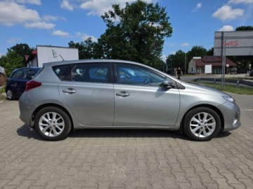 Toyota Auris II Touring Sports Facelifting 1.4 D-4D 90KM 2015 Toyota Auris Toyota Auris 1.4d Salon Polska Super Stan Kamera Cofania 1.4, zdjęcie 8