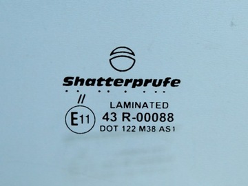 NOVÁ SKLO (OKNO) PŘEDNÍ ČELNÍ TOYOTA LAND-CRUISER LJ70-75 HARDTOP 1985->