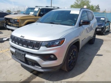 Jeep Compass II 2025 Jeep Compass Latitude 2025 2.0 Benzyna 200KM, zdjęcie 1