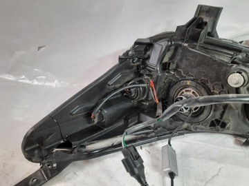 Subaru Crosstrek 17-22 Lampa Lewa Prawa Przód USA