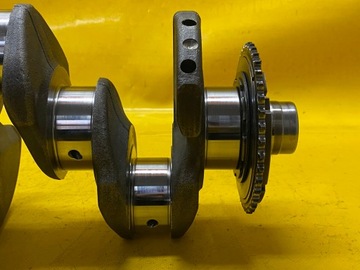 КОЛЕНВАЛ A4 B7 A3 S3 A6 C6 38AA 2.0 TDI 16V