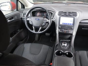 Ford Mondeo V Liftback Facelifting 2.0 EcoBlue 190KM 2021 Ford Mondeo 2.0 EcoBlue, Salon Polska, 187 KM, zdjęcie 6