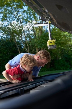 СВЕТОДИОДНАЯ ЛАМПА НА АККУМУЛЯТОРЕ Ryobi R18ALF-0 [18V] SOLO BODY [850 лм]