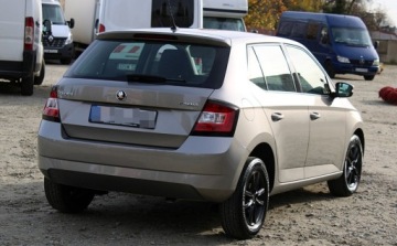 Skoda Fabia III Hatchback Facelifting 1.0 MPI 75KM 2018 Skoda Fabia MPI Bezwypadkowy Jak Nowy Benzyna 75KM, zdjęcie 9