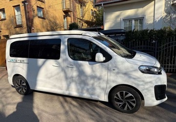 Citroen Spacetourer Van M 2.0 BlueHDI 177KM 2021 Citroen SpaceTourer Citroen SpaceTourer M 2.0 BlueHDi 180 EAT8 Shine 2.0, zdjęcie 2