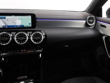 Mercedes CLA C118/X118 Shooting Brake Facelifting 1.3 200 163KM 2025 CLA 200 AMG Line Shooting Brake 1.3 (163KM) 2025, zdjęcie 5