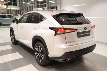 Lexus NX I SUV Facelifting 300 238KM 2021 Lexus NX 300 F Impression AWD 2.0 Benzyna 238KM, zdjęcie 3