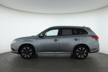 Mitsubishi Outlander III 2017 Mitsubishi Outlander 2.0 PHEV, 4X4, Automat, zdjęcie 2