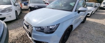 Audi A1 I Hatchback 3d 1.2 TFSI 86KM 2012 Audi A1 3-drzwiowe 2012r, 1.2 Benzyna. Lekko uszkodzony lewy bok. Jezdzi., zdjęcie 2