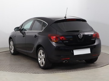 Opel Astra J Hatchback 5d 1.4 Turbo ECOTEC 140KM 2010 Opel Astra 1.4 T, Klima, Klimatronic, Tempomat, zdjęcie 3