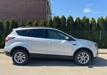 Ford Escape III 2017 Ford Escape 2.0 242 KM bardzo ladny Duzy ekra..., zdjęcie 1