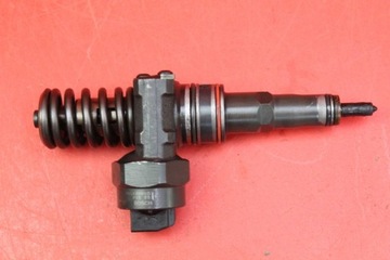 WTRYSK POMPOWTRYSK 041720007 VW PASSAT B6 1.9 TDI 105 KM 05-10