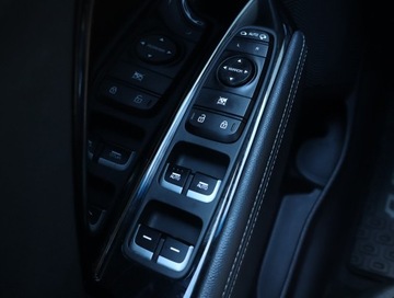 Kia Niro I Crossover 1.6 GDi Hybrid 141KM 2018 Kia Niro Hybrid, Salon Polska, Serwis ASO, zdjęcie 18