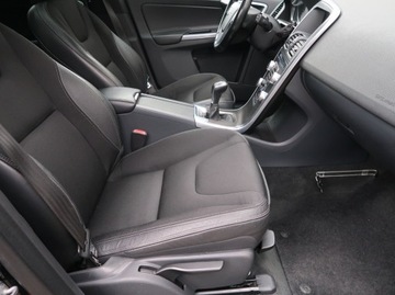 Volvo XC60 I SUV Facelifting 2.0 D4 DRIVE-E 181KM 2014 Volvo XC60 D4, 178 KM, Skóra, Klima, Klimatronic, zdjęcie 8