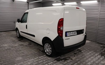 Opel Combo D Van L1 1.3 CDTI ecoFLEX 90KM 2016 Opel Combo Klimatyzacja , El szyby , Komputer ..., zdjęcie 3