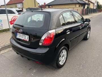 Kia Rio II Hatchback 5d Facelifting 1.4 DOHC 97KM 2011 Kia Rio Klimatyzacja Serwisowana Alufelgi el.Szyby Zarejestrowana Gwarancja, zdjęcie 2