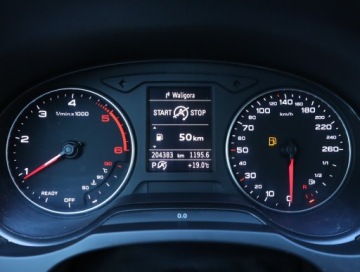 Audi A3 8V Hatchback 3d 1.6 TDI clean diesel 110KM 2015 Audi A3 1.6 TDI, Automat, Navi, Klima, zdjęcie 10