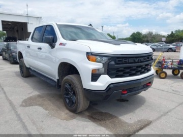 Chevrolet Silverado II 2024 Chevrolet Silverado 1500Trail Boss 2024 5.3 Benzyna 355KM, zdjęcie 7