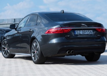 Jaguar XF II Sedan 2.0 i4D 180KM 2018 Jaguar XF R-Sport Ogrzew.Kierow. Navi Pro 10,2’" Fotele Elek.+Ogrz. Carplay, zdjęcie 30