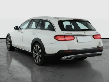 Mercedes Klasa E W213 All-Terrain 2.0 220d 194KM 2017 Mercedes E E 220 d 4MATIC, 1. Właściciel, zdjęcie 3