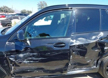 BMW X5 G05 2022 BMW X5 2022, 3.0L, 4x4, od ubezpieczalni 3.0 Benzyna 335KM, zdjęcie 1