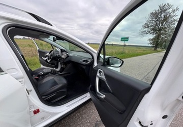 Peugeot 2008 I SUV 1.2 PureTech 110KM 2015 Peugeot 2008 CROSSWAY 77 tys.km PISEMNA GWARANCJA w cenie Transport KRE, zdjęcie 18