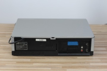 Видеомагнитофон JVC HR-J590EU, пульт дистанционного управления