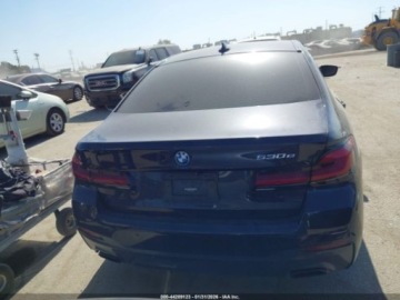 BMW Seria 5 G30-G31 2022 BMW Seria 5 530e 2022 2.0 Hybryda 181KM, zdjęcie 4