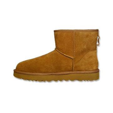 Botki zimowe UGG Classic Mini Bailey Zip 1151230-CHE