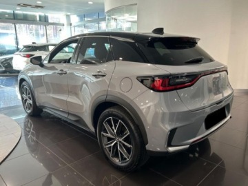 Lexus LBX 1.5 Hybrid 136KM 2026 Od ręki - Cool 1.5 Hybrid 136KM | Podgrzewane fotele!, zdjęcie 4