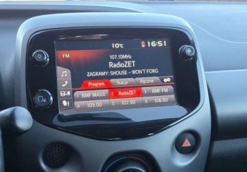 Toyota Aygo II Hatchback 3d Facelifting 1.0 VVT-i 72KM 2021 Toyota Aygo Toyota Aygo 1.0 VVT-i X-play Benzyna 72KM, zdjęcie 11