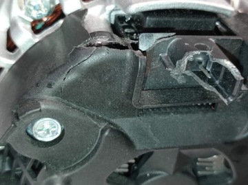 ГЕНЕРАТОР DUSTER 1.6 SCe NEW ОРИГИНАЛ 231005FN6B