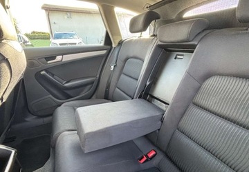 Audi A4 B8 Avant 2.0 TDI 120KM 2009 Audi a4 Wymieniony rozrzad 2.0 Diesel 120KM, zdjęcie 13