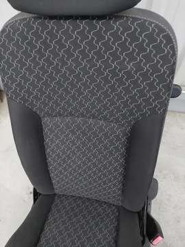 KANGOO III SEDADLO SPOLUJEZDCE PRAVÝ