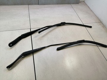 РЫЧАГ СТЕКЛООЧИСТИТЕЛЯ VOLVO S80 II 30796035 30796036