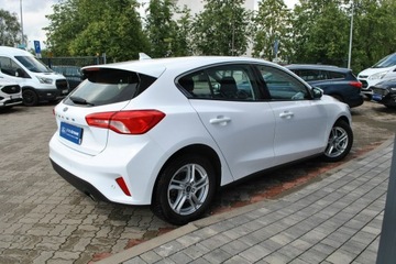 Ford Focus IV Hatchback 1.5 EcoBlue 95KM 2019 Ford Focus TrendEdition 1,5 EcoBlue 95KM ASO Gwar, zdjęcie 8