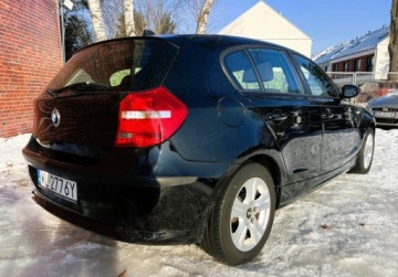 BMW Seria 1 E81/E87 Hatchback 5d E87 1.6 116i 122KM 2009 BMW Seria 1 Klima Alu Super stan Gwarancja w cenie Warszawa VFJA 1.6 122KM, zdjęcie 2
