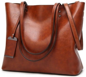 Женская коричневая вместительная большая кожаная сумка Classic BAG A4