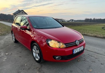 Volkswagen Golf VI Hatchback 5d 1.2 TSI 105KM 2010 Volkswagen Golf Nowy rozrzad, dwa komplety kol, bezwypadkowy, zadbany, zdjęcie 2
