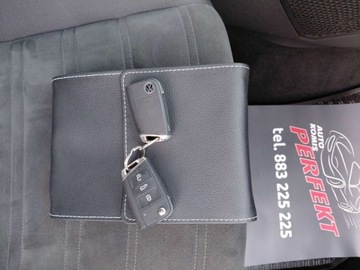 Volkswagen Touran III 2.0 TDI 150KM 2020 Volkswagen Touran Automat Hands Free Navi Kamera 2xPDC 2.0 Diesel 150KM, zdjęcie 17