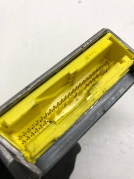 МОДУЛЬ ДАТЧИКА ПОДУШКИ БЕЗОПАСНОСТИ MITSUBISHI MR587416 0285001684