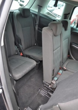 Opel Zafira C Tourer 1.4 Turbo ECOTEC 140KM 2016 Opel Zafira 7 osobowy 1.4 Turbo Benzyna Nawigacja Tempomat Cz. parkowania, zdjęcie 17