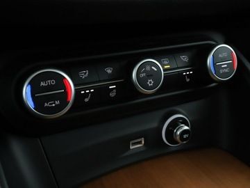 Alfa Romeo Stelvio SUV 2.0 Turbo 280KM 2017 Alfa Romeo Stelvio 2.0 Turbo Edition Automat, zdjęcie 27