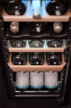 Отдельностоящая винная полка Cavin NC-18B Northern Collection на 18 штук