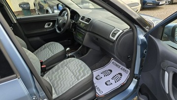 Skoda Fabia II Hatchback 1.4 i 16V 85KM 2009 Škoda Fabia Skoda Fabia Benzyna 1.4, zdjęcie 11