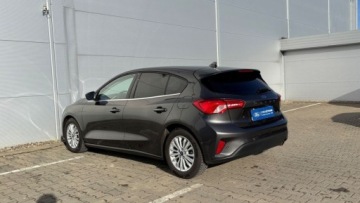 Ford Focus IV Hatchback 1.0 EcoBoost 125KM 2019 Ford Focus 1.0 EcoBoost 125KM MT6 Titanium Salon PL ASO Pierwszy wlasciciel, zdjęcie 6