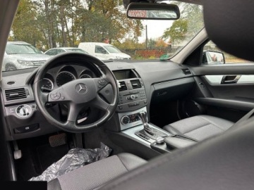 Mercedes Klasa C W204 Kombi T204 1.8 180 CGI BlueEFFICIENCY 156KM 2010 Mercedes Klasa C 180 T BlueEFFICIENCY 7G-TRONIC Avantgarde 156KM 2010r, zdjęcie 28