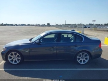 BMW Seria 3 E90-91-92-93 2006 BMW Seria 3 330I 2006 3.0 Benzyna 255KM, zdjęcie 12