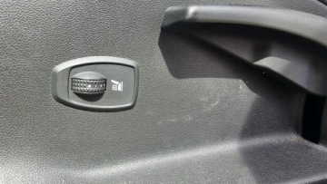Renault Grand Scenic II Grand Scenic Facelifting 1.6 dCi eco2 130KM 2012 Renault Grand Scenic 7-osobowy, zdjęcie 13
